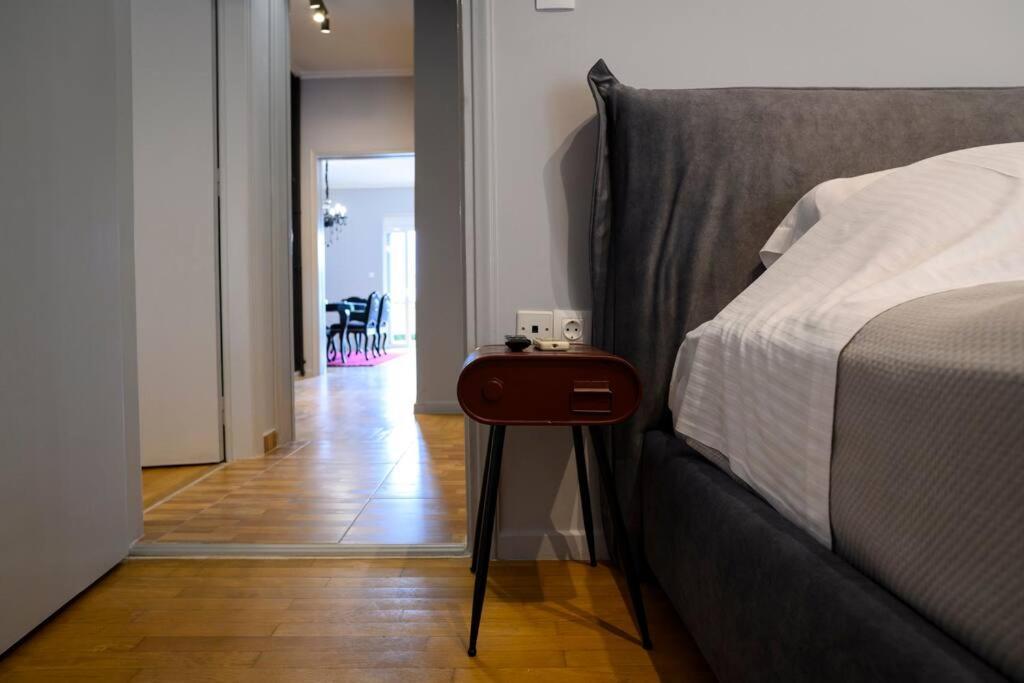Seaview Orchid 2 Bed Elegance Apartment Атина Екстериор снимка