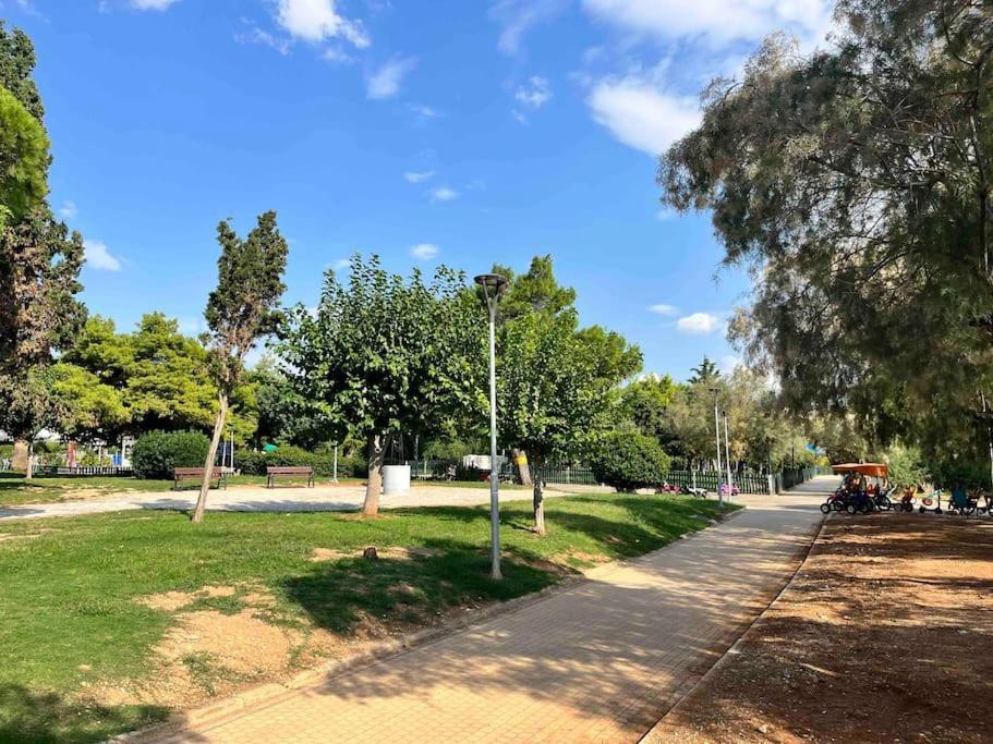Seaview Orchid 2 Bed Elegance Apartment Атина Екстериор снимка